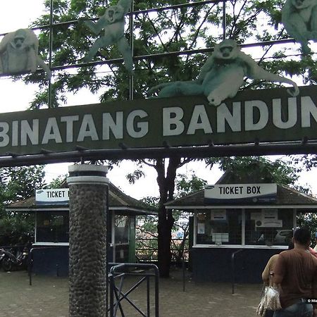 Zen Rooms Bukit Tunggul Bandung Dış mekan fotoğraf