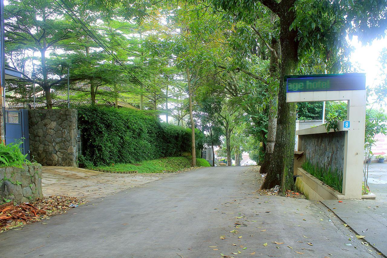 Zen Rooms Bukit Tunggul Bandung Dış mekan fotoğraf