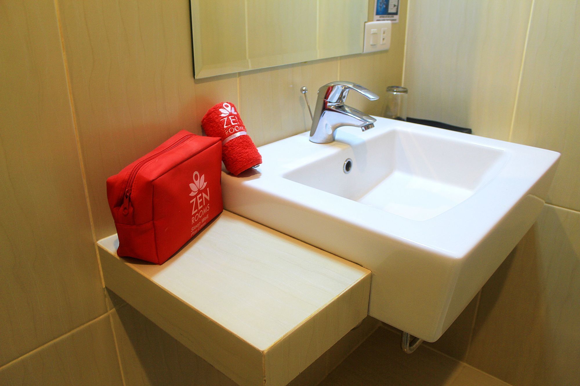 Zen Rooms Bukit Tunggul Bandung Dış mekan fotoğraf