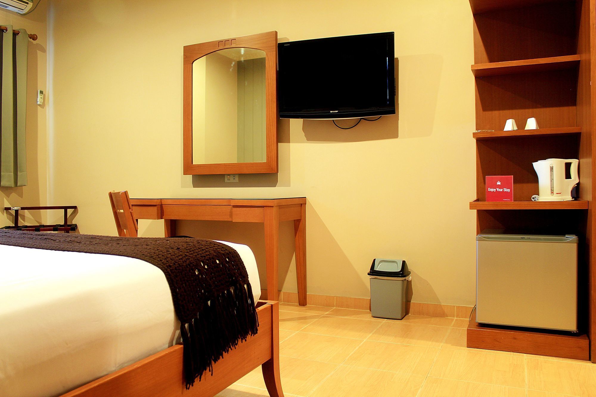 Zen Rooms Bukit Tunggul Bandung Dış mekan fotoğraf